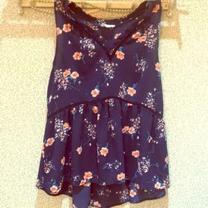 Sweet floral Boho sleeveless V-neck top